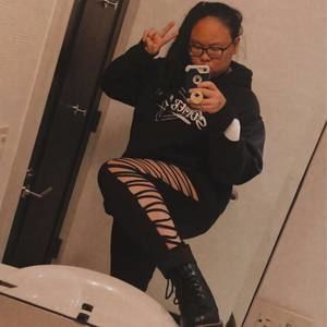 Meet your Posher, Vanessa